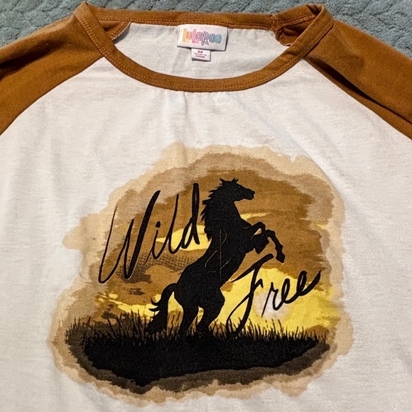 Lularoe Randy Tee - Picture 2 of 2